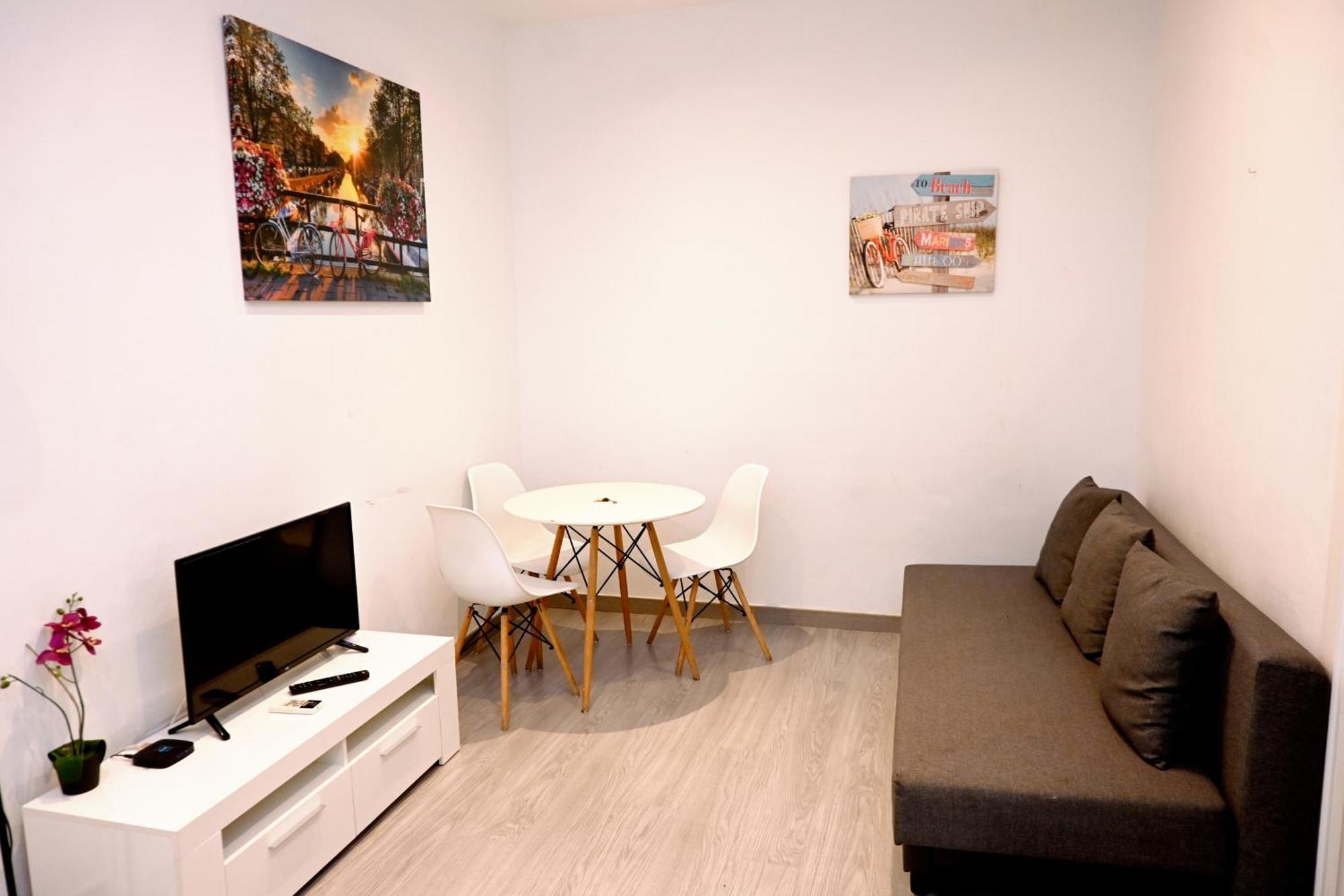 Homenfun Les Corts Apartamento